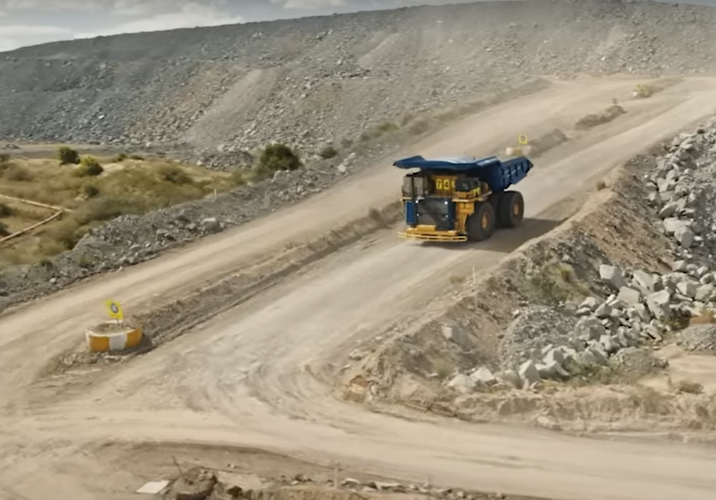 Hydrogen Fuel Cell and Electric Mining Trucks