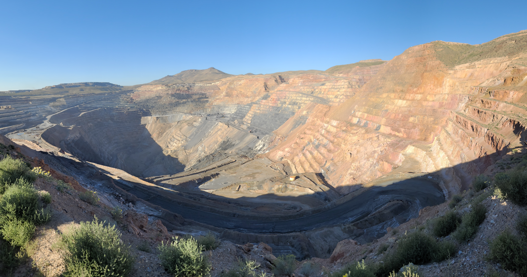 Goldstrike Mine in Carlin, Nevada. Photo courtesy of USGS.